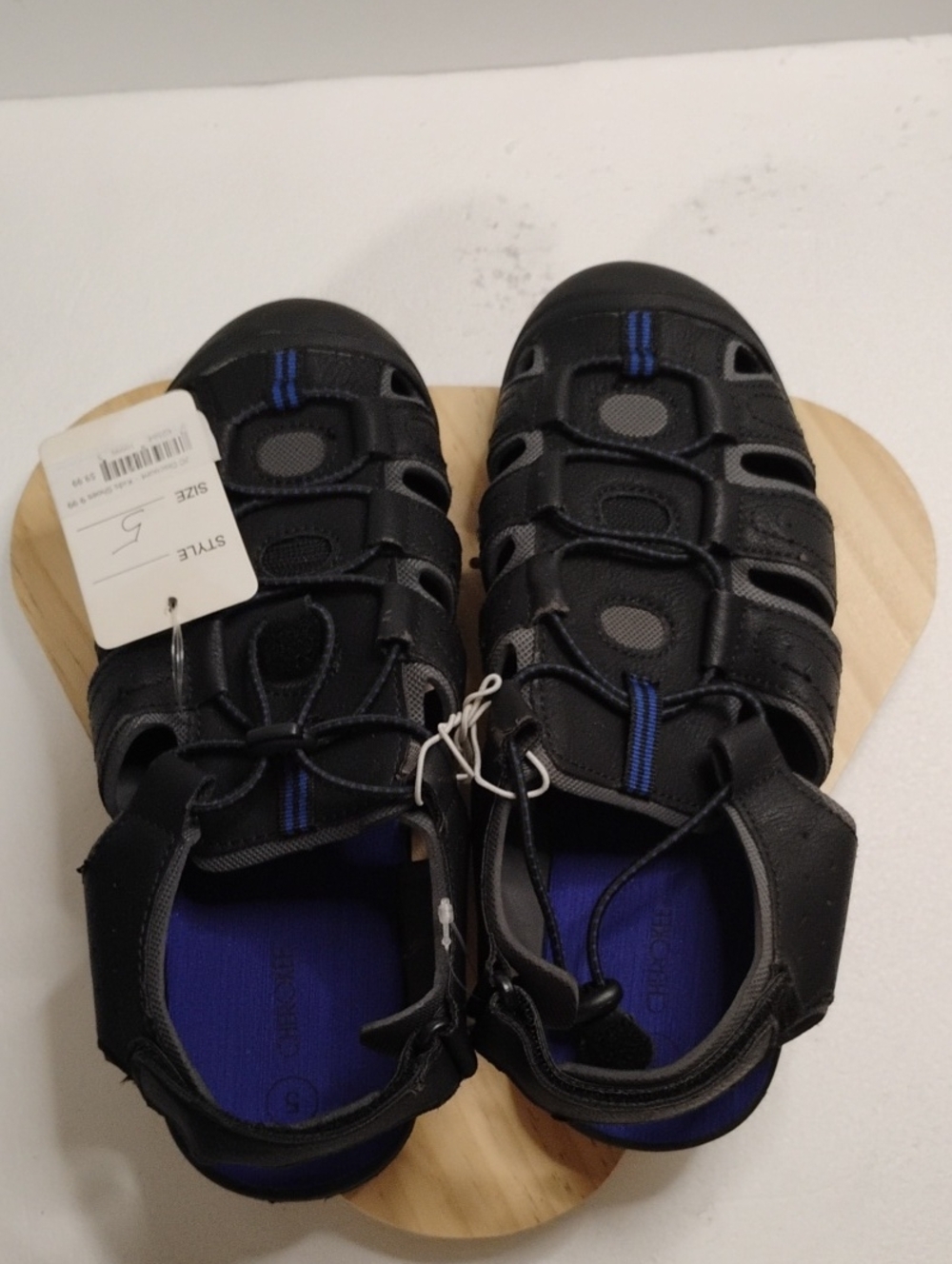 Cherokee Black and Blue Closed-Toe Kids Sandals